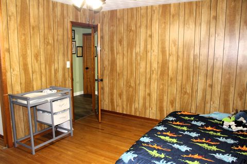 Tiny photo for 8 Edgelea Circle, Clinton, IL 61727 (MLS # 12607533)