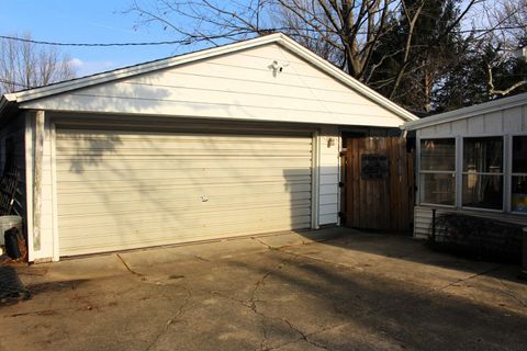 Tiny photo for 8 Edgelea Circle, Clinton, IL 61727 (MLS # 12607533)