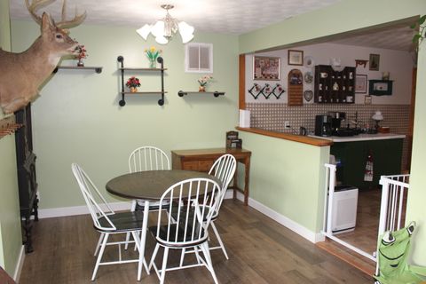 Tiny photo for 8 Edgelea Circle, Clinton, IL 61727 (MLS # 12607533)