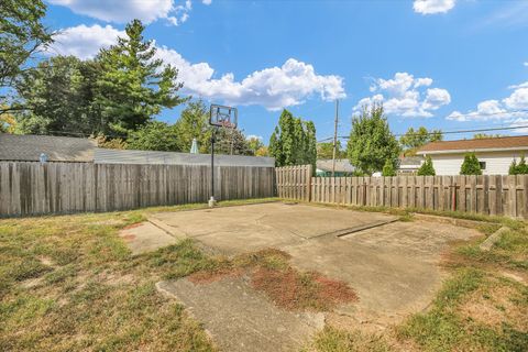 Tiny photo for 1212 W Healey Street, Champaign, IL 61821 (MLS # 12471227)