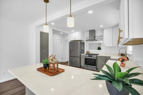 Tiny photo for 1212 W Healey Street, Champaign, IL 61821 (MLS # 12471227)