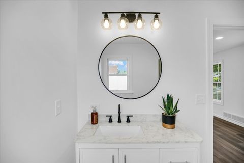 Tiny photo for 1212 W Healey Street, Champaign, IL 61821 (MLS # 12471227)