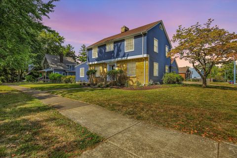 Tiny photo for 1212 W Healey Street, Champaign, IL 61821 (MLS # 12471227)