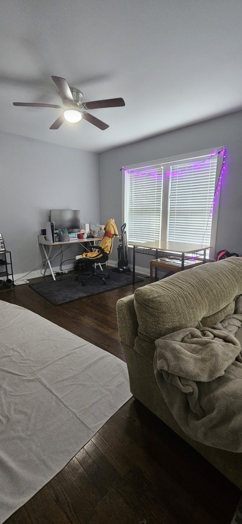 5537 W 63rd Place