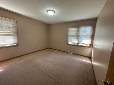 Tiny photo for 907 Carlisle Drive, Rochelle, IL 61068 (MLS # 12487888)