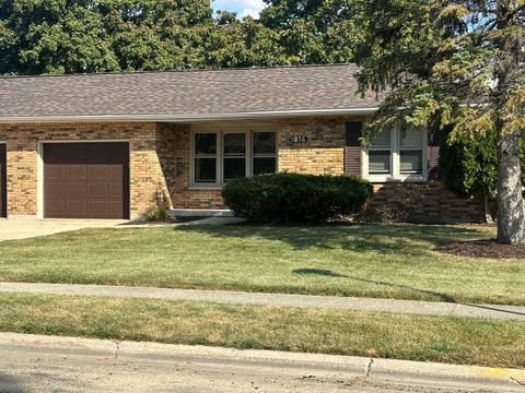 Photo of 907 Carlisle Drive, Rochelle, IL 61068 (MLS # 12487888)