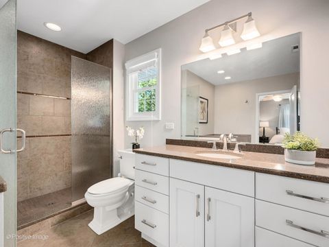 Tiny photo for 213 Walker Avenue, Clarendon Hills, IL 60514 (MLS # 12497714)