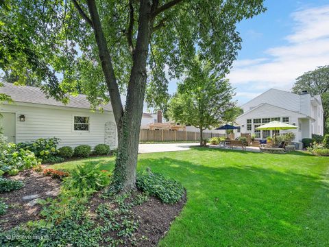 Tiny photo for 213 Walker Avenue, Clarendon Hills, IL 60514 (MLS # 12497714)