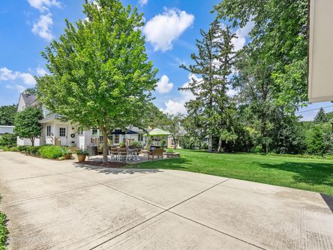 Tiny photo for 213 Walker Avenue, Clarendon Hills, IL 60514 (MLS # 12497714)