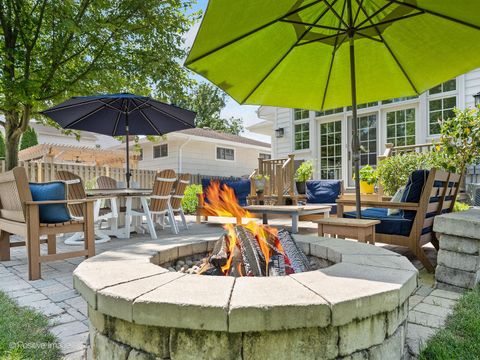 Tiny photo for 213 Walker Avenue, Clarendon Hills, IL 60514 (MLS # 12497714)