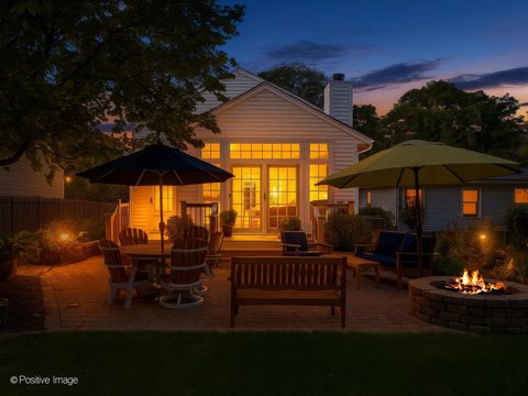 Tiny photo for 213 Walker Avenue, Clarendon Hills, IL 60514 (MLS # 12497714)