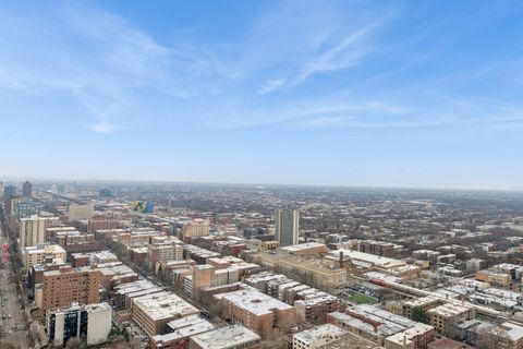 Tiny photo for 6033 N SHERIDAN Road #39L, Chicago, IL 60660 (MLS # 12555207)