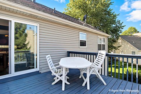 Tiny photo for 2019 Aspen Drive, Woodstock, IL 60098 (MLS # 12491822)