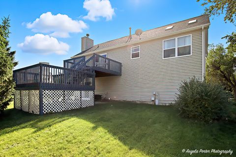 Tiny photo for 2019 Aspen Drive, Woodstock, IL 60098 (MLS # 12491822)