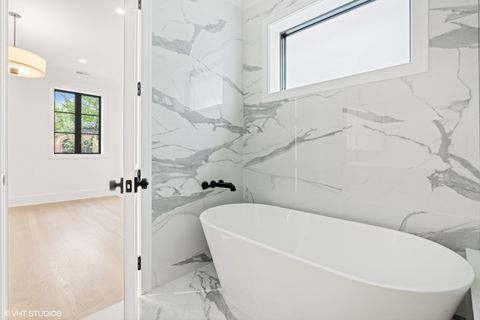 Tiny photo for 2118 N Sheffield Avenue #2, Chicago, IL 60614 (MLS # 12446238)