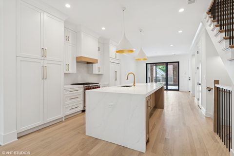 Tiny photo for 2118 N Sheffield Avenue #2, Chicago, IL 60614 (MLS # 12446238)