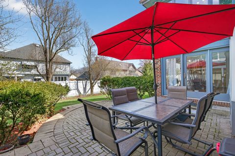 Tiny photo for 1659 Brittany Lane, Hoffman Estates, IL 60192 (MLS # 12605254)