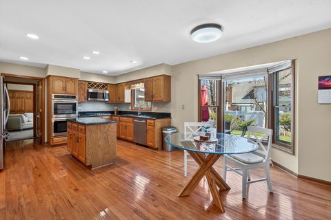 Tiny photo for 1659 Brittany Lane, Hoffman Estates, IL 60192 (MLS # 12605254)