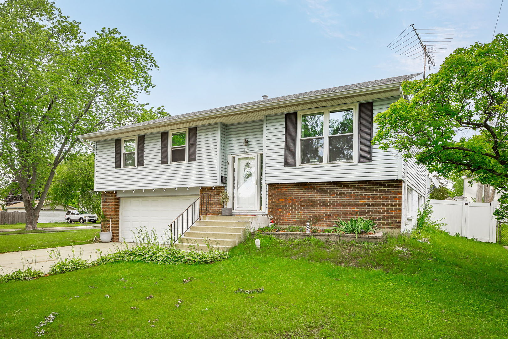 521 Newberry Drive