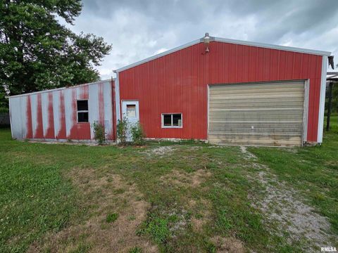 Tiny photo for 2320 W MAIN Street, Salem, IL 62881 (MLS # EB458885)