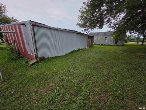 Tiny photo for 2320 W MAIN Street, Salem, IL 62881 (MLS # EB458885)