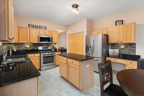 Tiny photo for 24053 Nightingale Court, Plainfield, IL 60585 (MLS # 12732613)