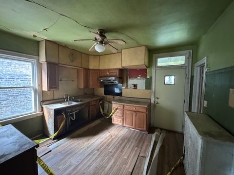 Tiny photo for 7830 S THROOP Street, Chicago, IL 60620 (MLS # 12614858)