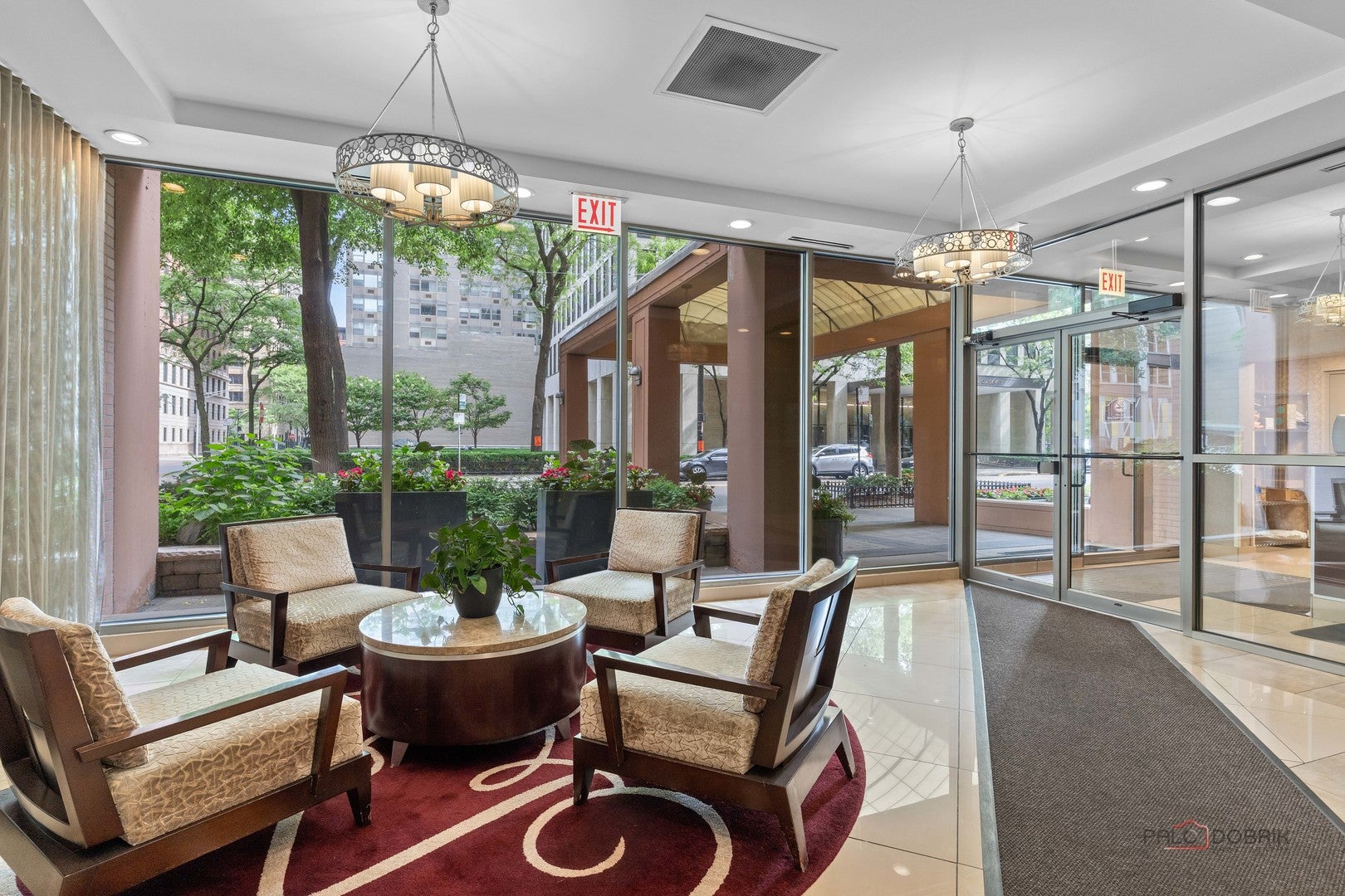 247 E Chestnut Street 1804
