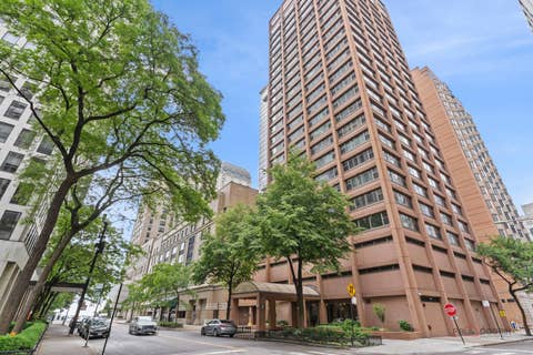 Photo of 247 E Chestnut Street #1804, Chicago, IL 60611 (MLS # 12739051)