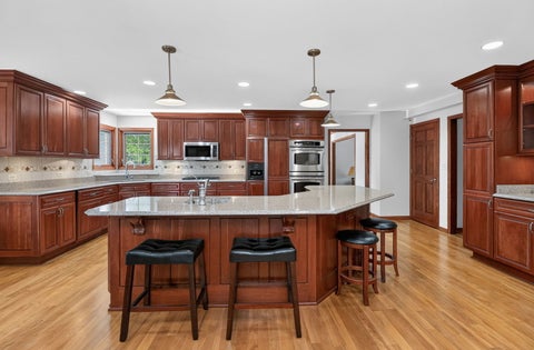 Tiny photo for 8604 Creekside Lane, Darien, IL 60561 (MLS # 12785994)