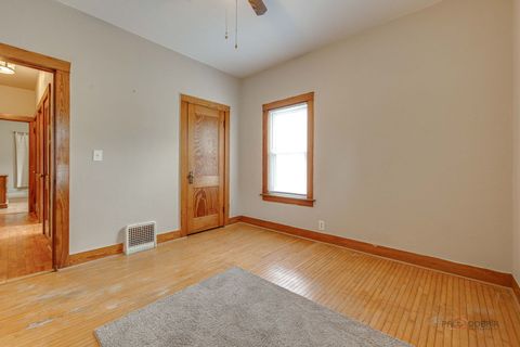 Tiny photo for 1027 St John Street, Elgin, IL 60120 (MLS # 12634622)