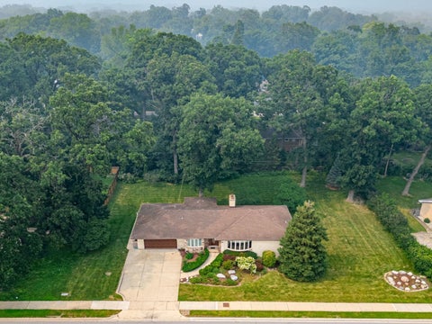 Tiny photo for 304 E Irving Park Road, Roselle, IL 60172 (MLS # 12755814)