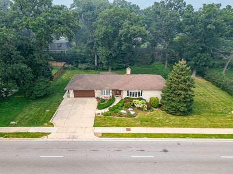 Tiny photo for 304 E Irving Park Road, Roselle, IL 60172 (MLS # 12755814)