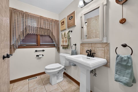 Tiny photo for 304 E Irving Park Road, Roselle, IL 60172 (MLS # 12755814)