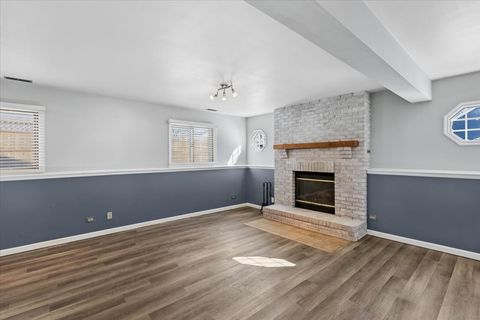 Tiny photo for 3S691 Melcher Avenue, Warrenville, IL 60555 (MLS # 12585837)