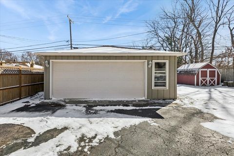 Tiny photo for 3S691 Melcher Avenue, Warrenville, IL 60555 (MLS # 12585837)