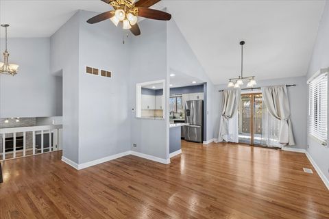 Tiny photo for 3S691 Melcher Avenue, Warrenville, IL 60555 (MLS # 12585837)