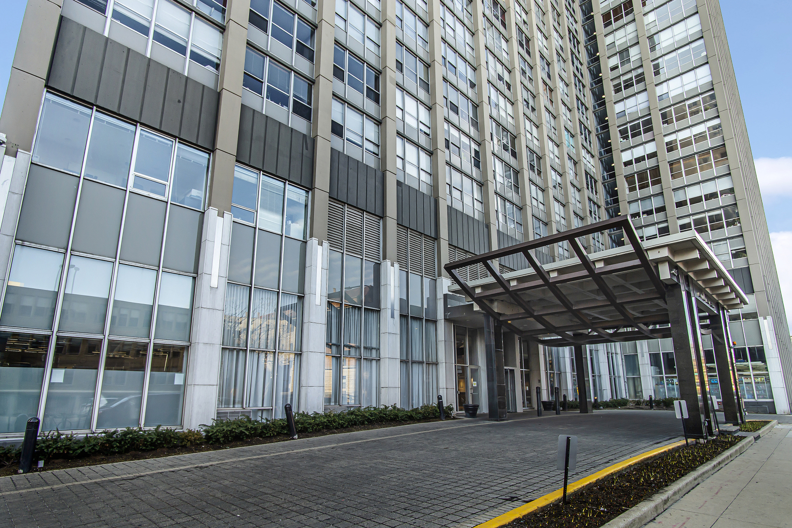 655 W Irving Park Road 2112