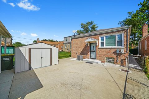 Tiny photo for 14508 S Lowe Avenue, Riverdale, IL 60827 (MLS # 12476134)