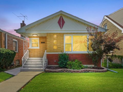 Photo of 14508 S Lowe Avenue, Riverdale, IL 60827 (MLS # 12476134) Photo of 14508 S Lowe Avenue, Riverdale, IL 60827 (MLS # 12476134)