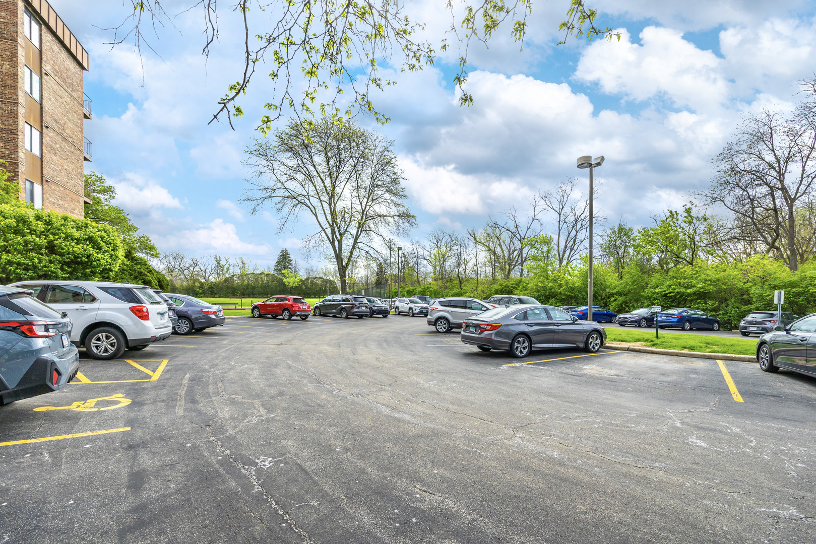 425 WALNUT CREEK Lane 1608