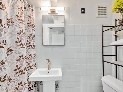 Tiny photo for 412 E Washington Street, Villa Park, IL 60181 (MLS # 12503932)