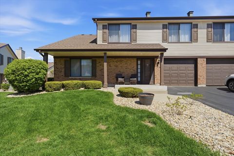 Photo of 9222 Auburn Court, Orland Park, IL 60462 (MLS # 12631090)