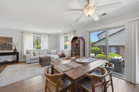 Tiny photo for 9222 Auburn Court, Orland Park, IL 60462 (MLS # 12631090)