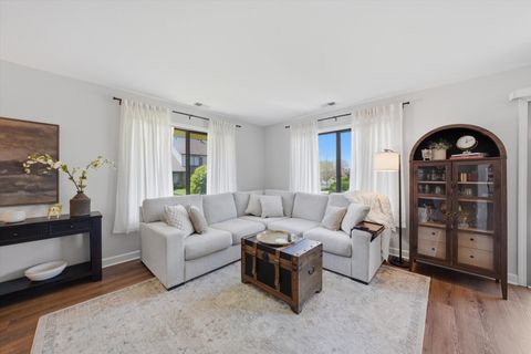 Tiny photo for 9222 Auburn Court, Orland Park, IL 60462 (MLS # 12631090)