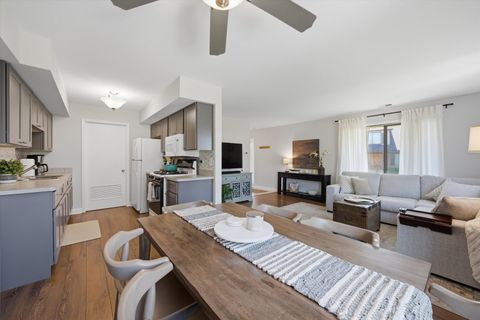 Tiny photo for 9222 Auburn Court, Orland Park, IL 60462 (MLS # 12631090)