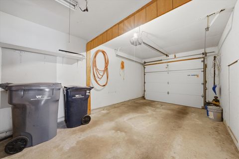 Tiny photo for 9222 Auburn Court, Orland Park, IL 60462 (MLS # 12631090)