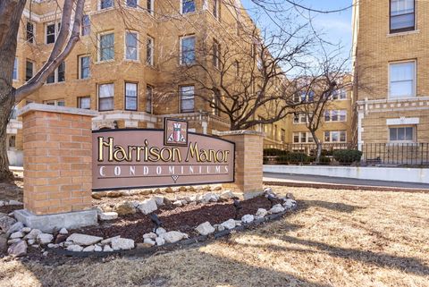 Photo of 2508 N Harrison Street #G1, Davenport, IA 52803 (MLS # 12572731)