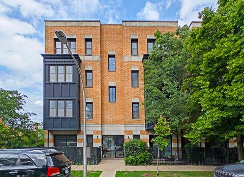 Photo of 2243 N Lister Avenue #402, Chicago, IL 60614 (MLS # 12654624)