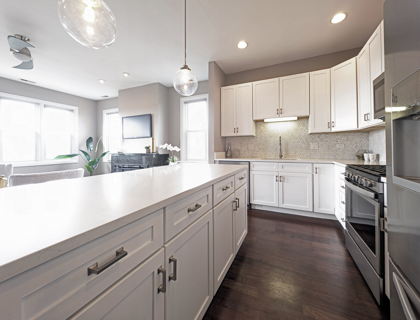 2243 N Lister Avenue 402